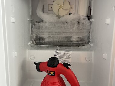 Refrigerator water leakage problem?